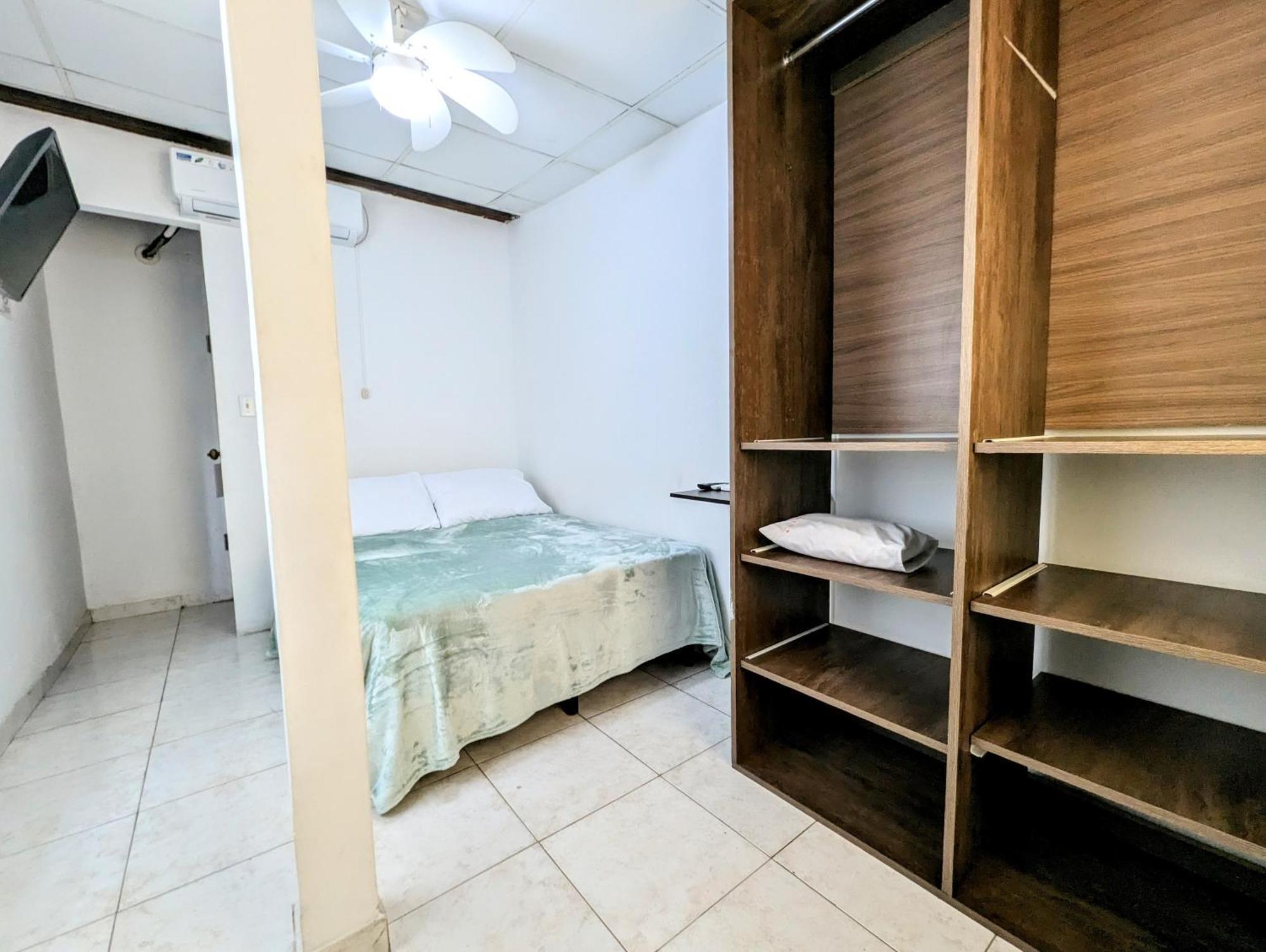 Habitacion con Turbo WiFi en Marbella Ciudad de Panamá Exterior foto