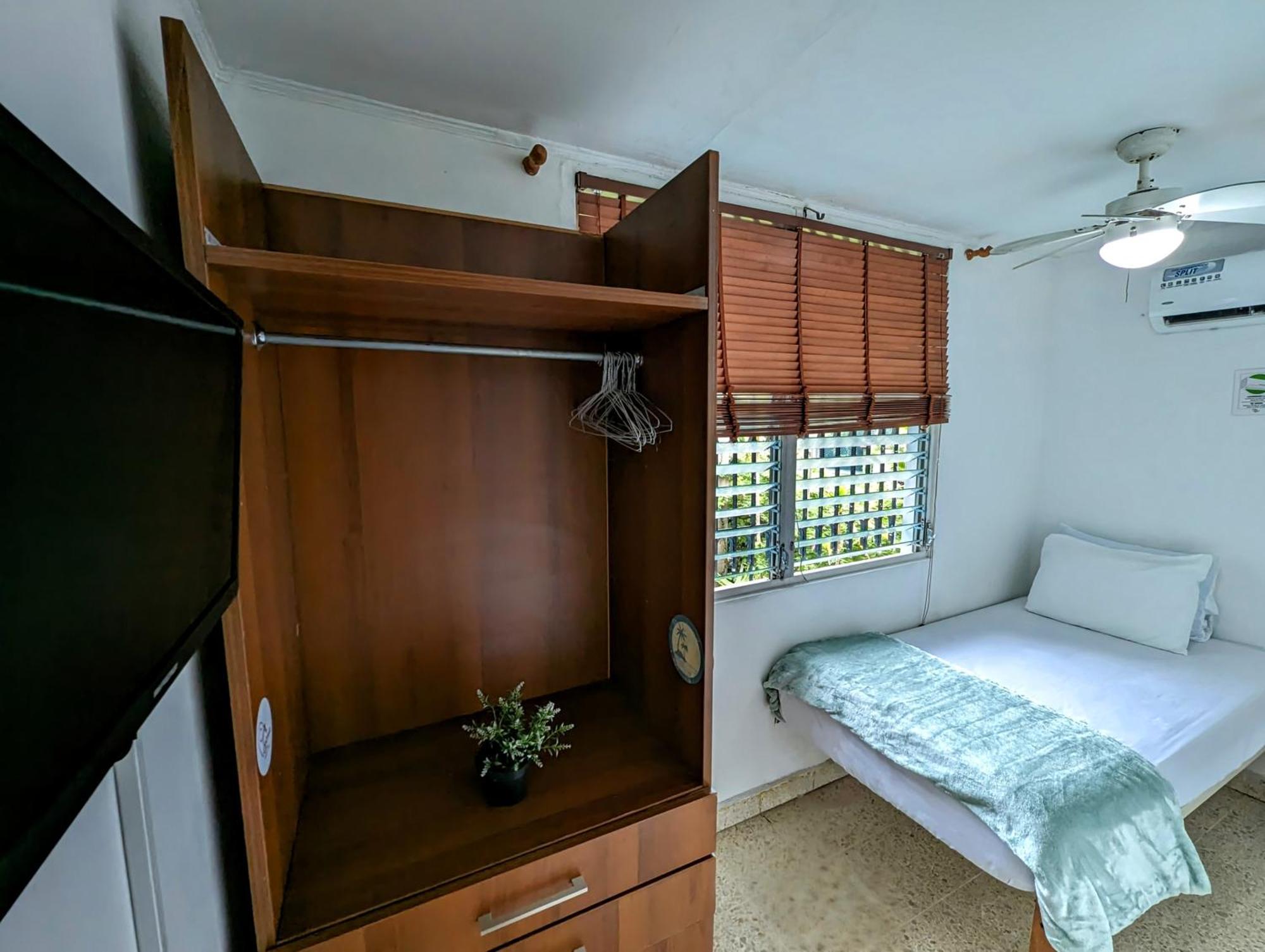 Habitacion con Turbo WiFi en Marbella Ciudad de Panamá Exterior foto