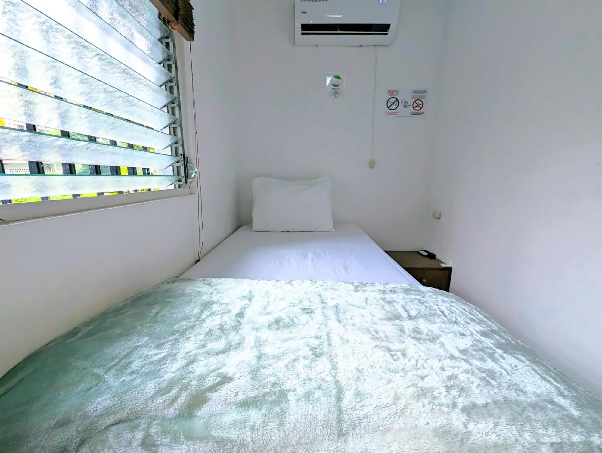 Habitacion con Turbo WiFi en Marbella Ciudad de Panamá Exterior foto